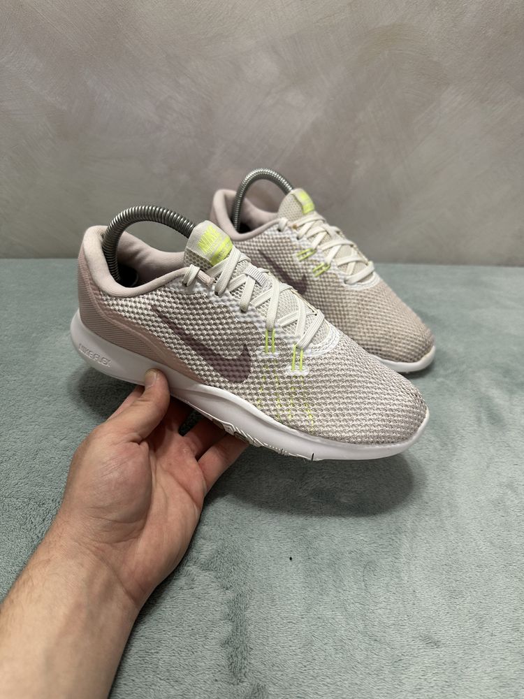 Nike Flex TR 7 кроссовки, оригинал, новые