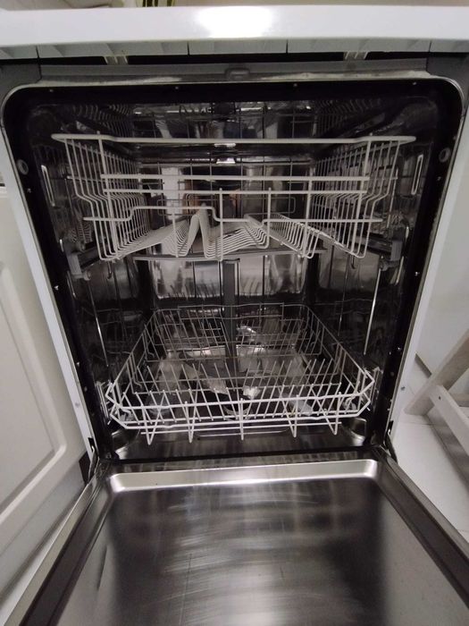 Indesit DFP 272 [Usada]