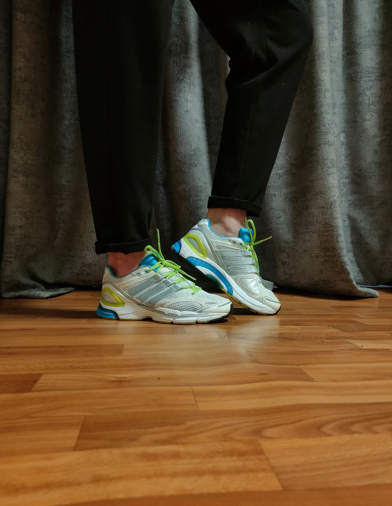 Кросівки Adidas Response C 38 Originals Supernova Оригінал Asic