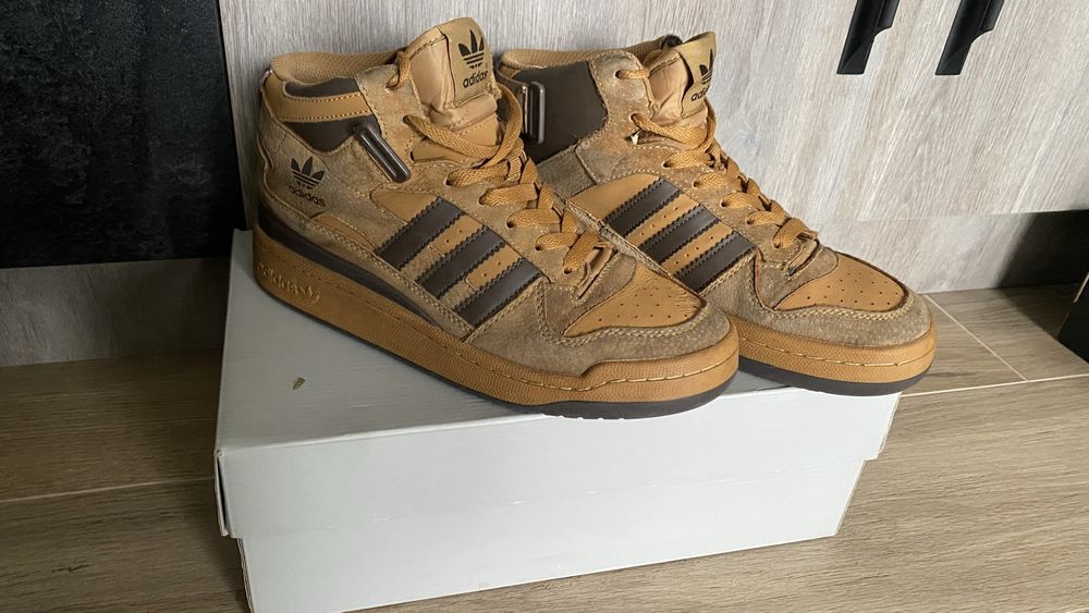 Кросівки чоловічі зимові