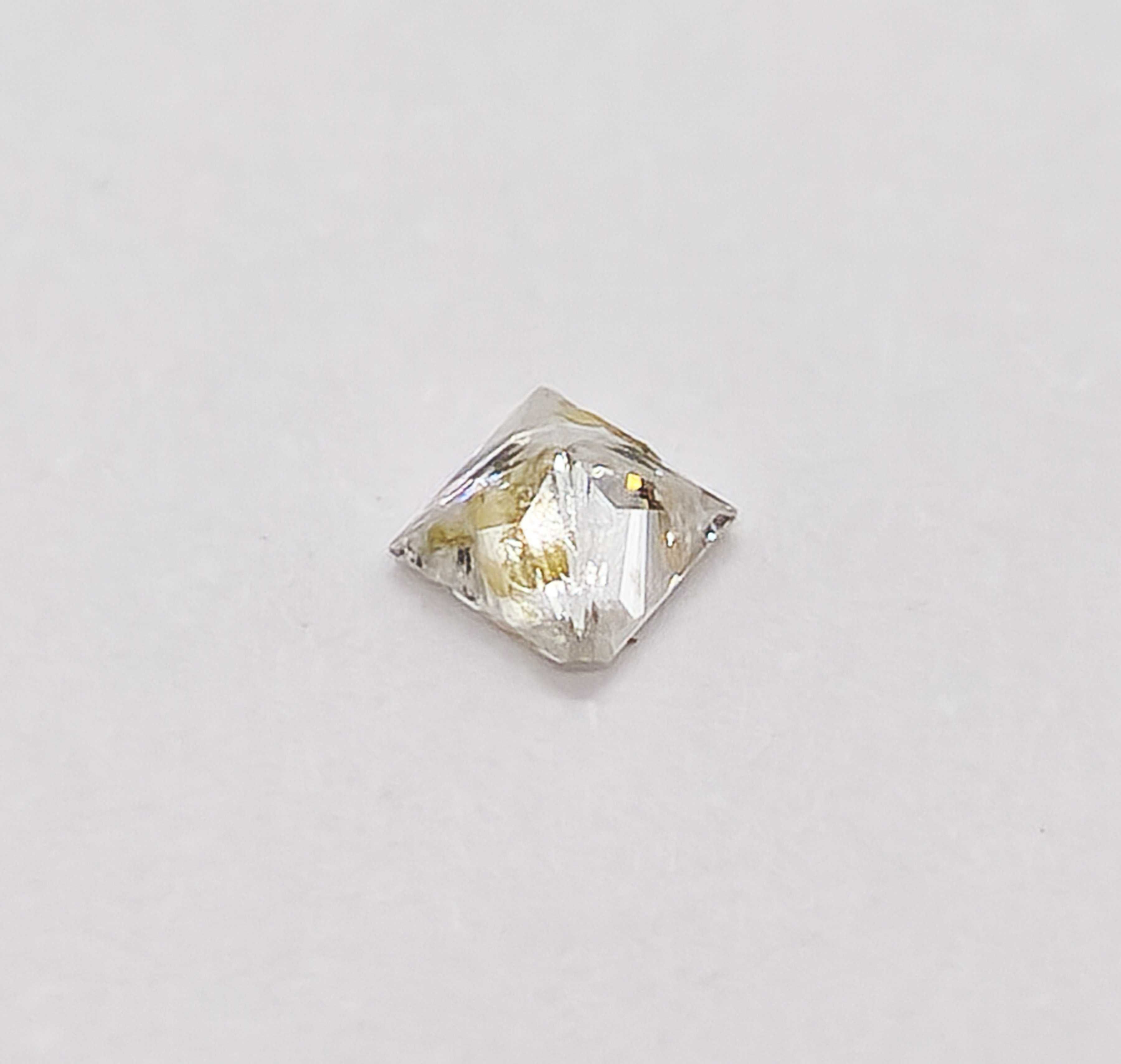 Brylant 0,085ct naturalny [nadkruszony]