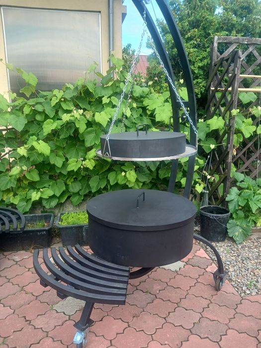 Grill ogrodowy  ogniskowy wiszący nowy full opcja okazja palenisko