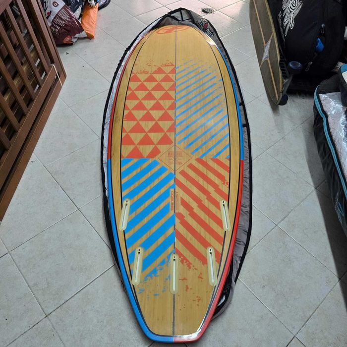 Prancha de Sup/ Surf 7.7, Madeiro