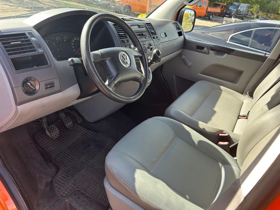 Volkswagen T5 9 miejsc LONG