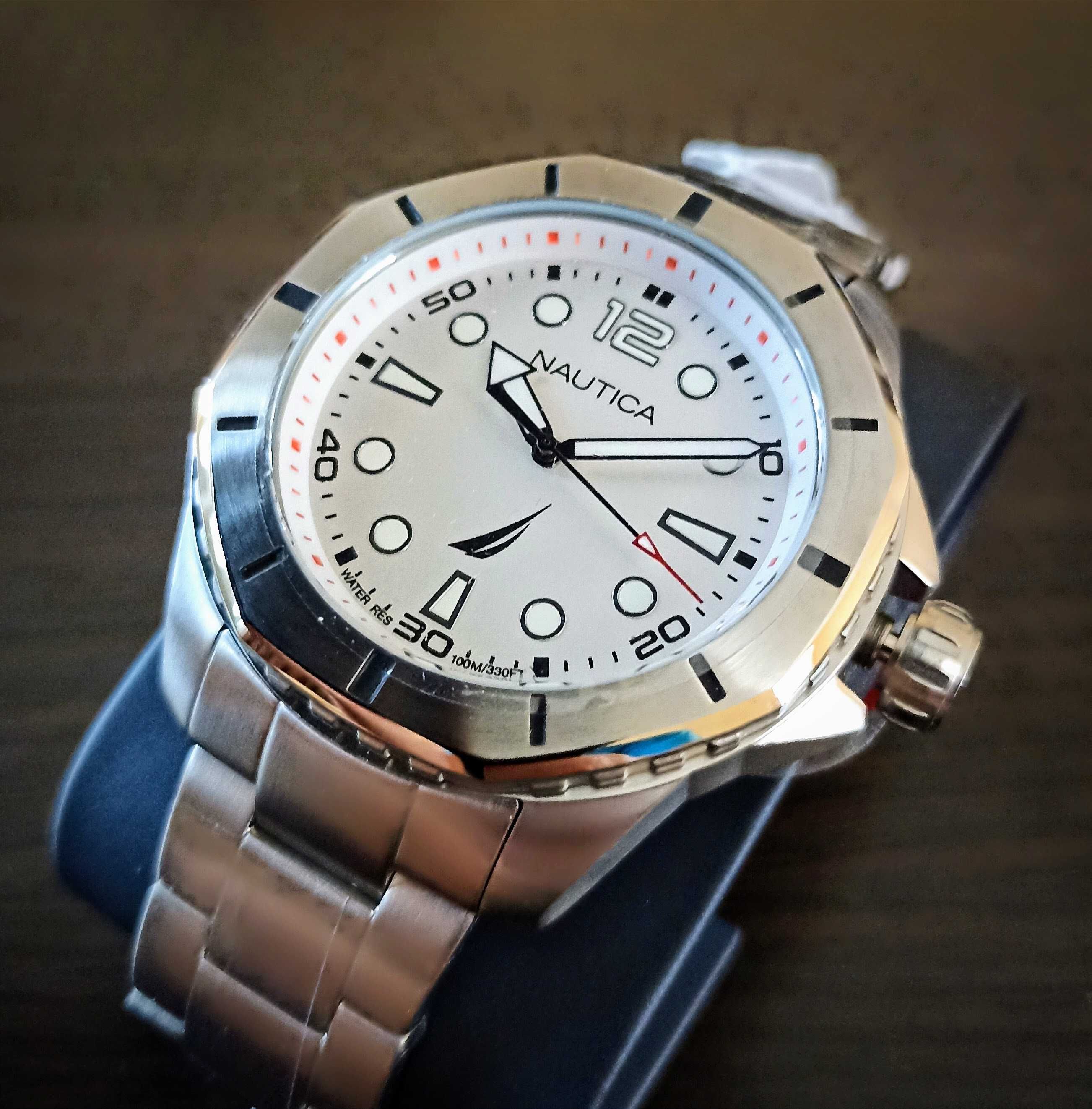 Nautica NAPKMF204 "Koh May Bay". Годинник наручний