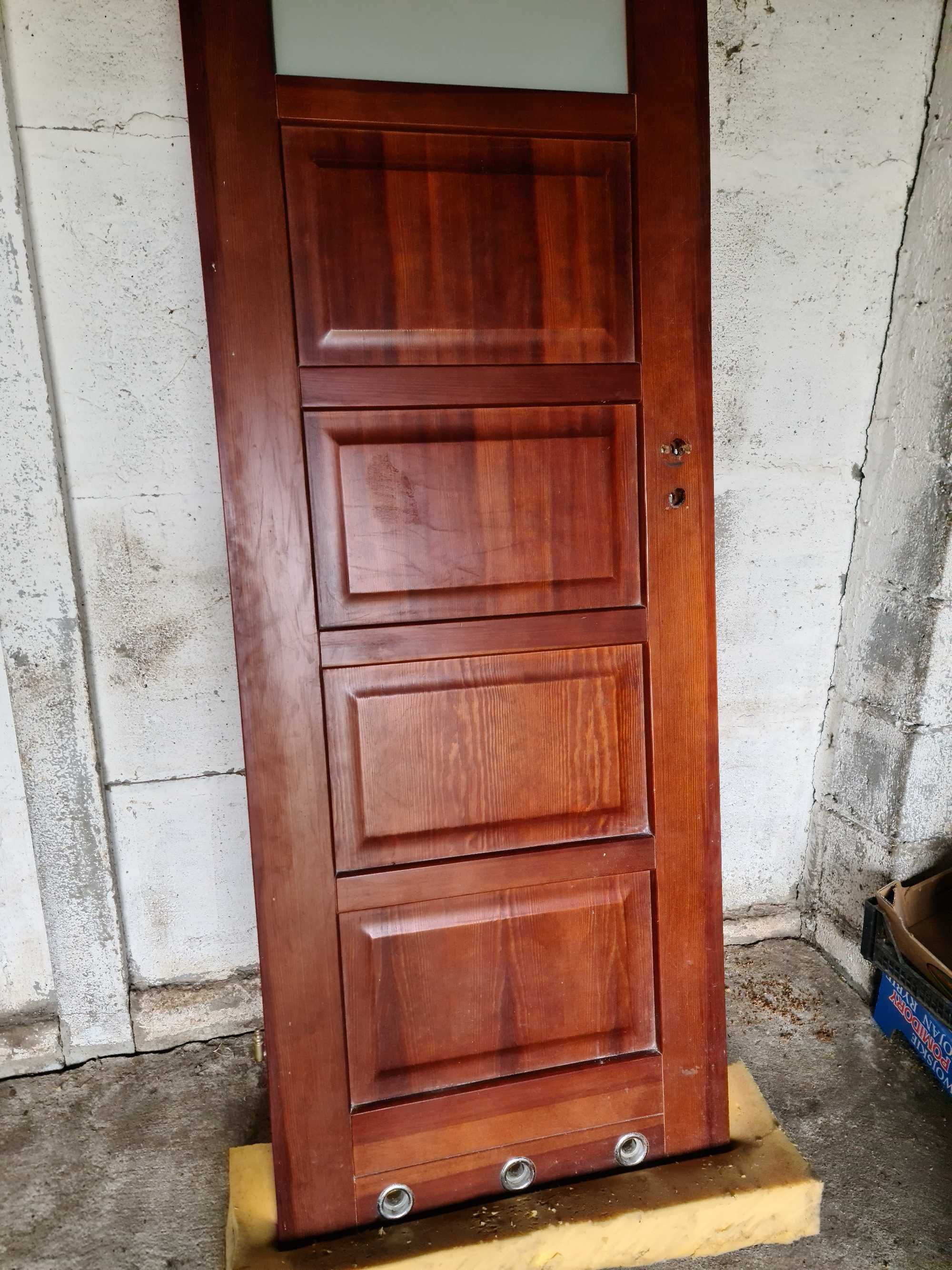 drzwi drewniane ładne