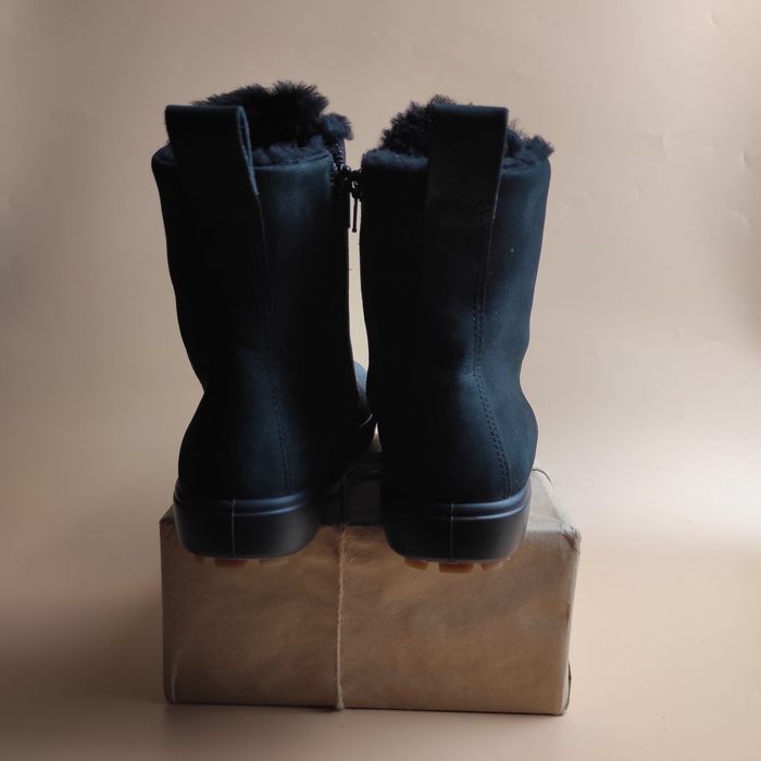 Черевики ботинки сапожки ECCO р.38  довжина устілки 25 см.