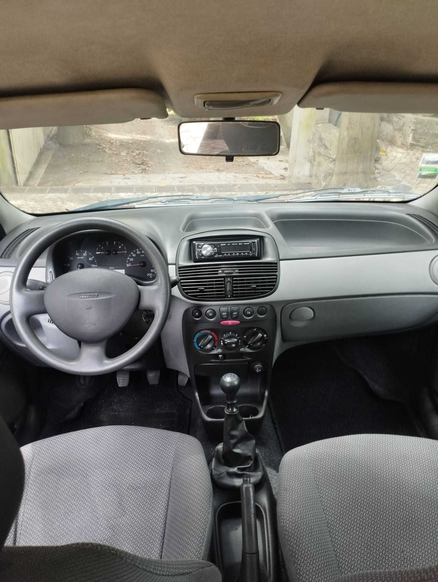 Fiat Punto 1.2 – Econômico, Direção Elétrica e Pronto a Andar!