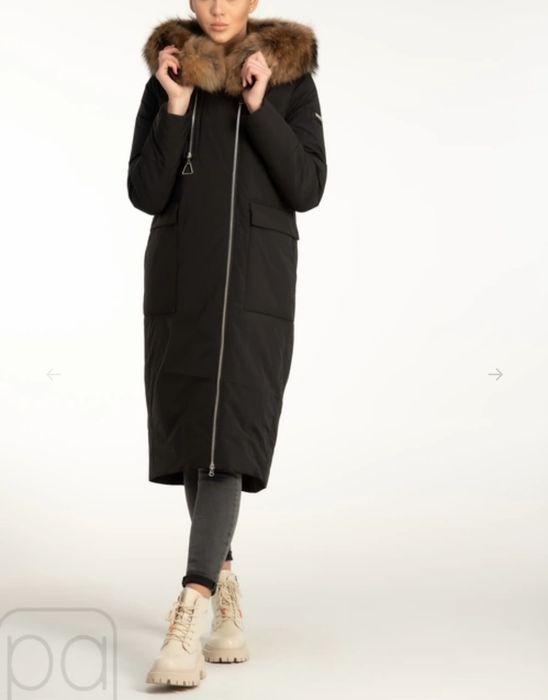 Длинный чёрный Пуховик BTN BUTTON
 С натуральным мехом