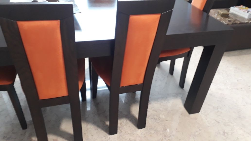 Mesa de jantar wengué e 6 cadeiras