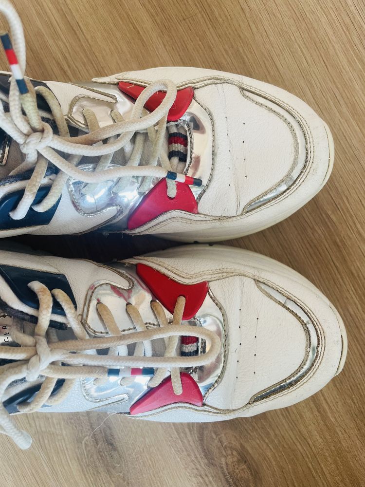 Białe sneakersy Tommy Hilfiger rozmiar 37