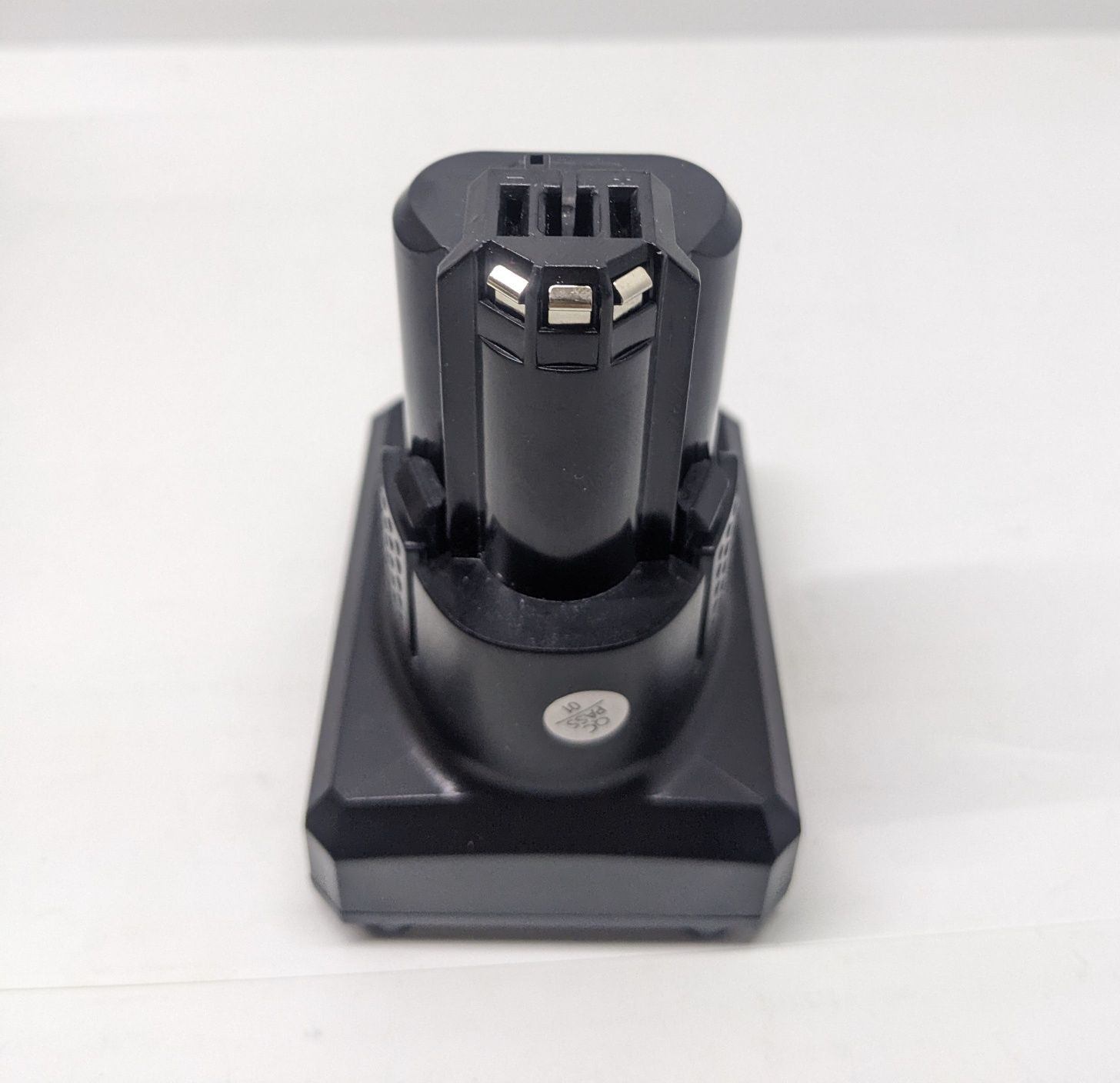 Комплект Bosch 2x2Ah 10.8-12v