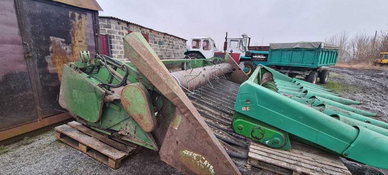 Жатка зерновая Джон Дир 922 с приставкой для уборки подсолнуха