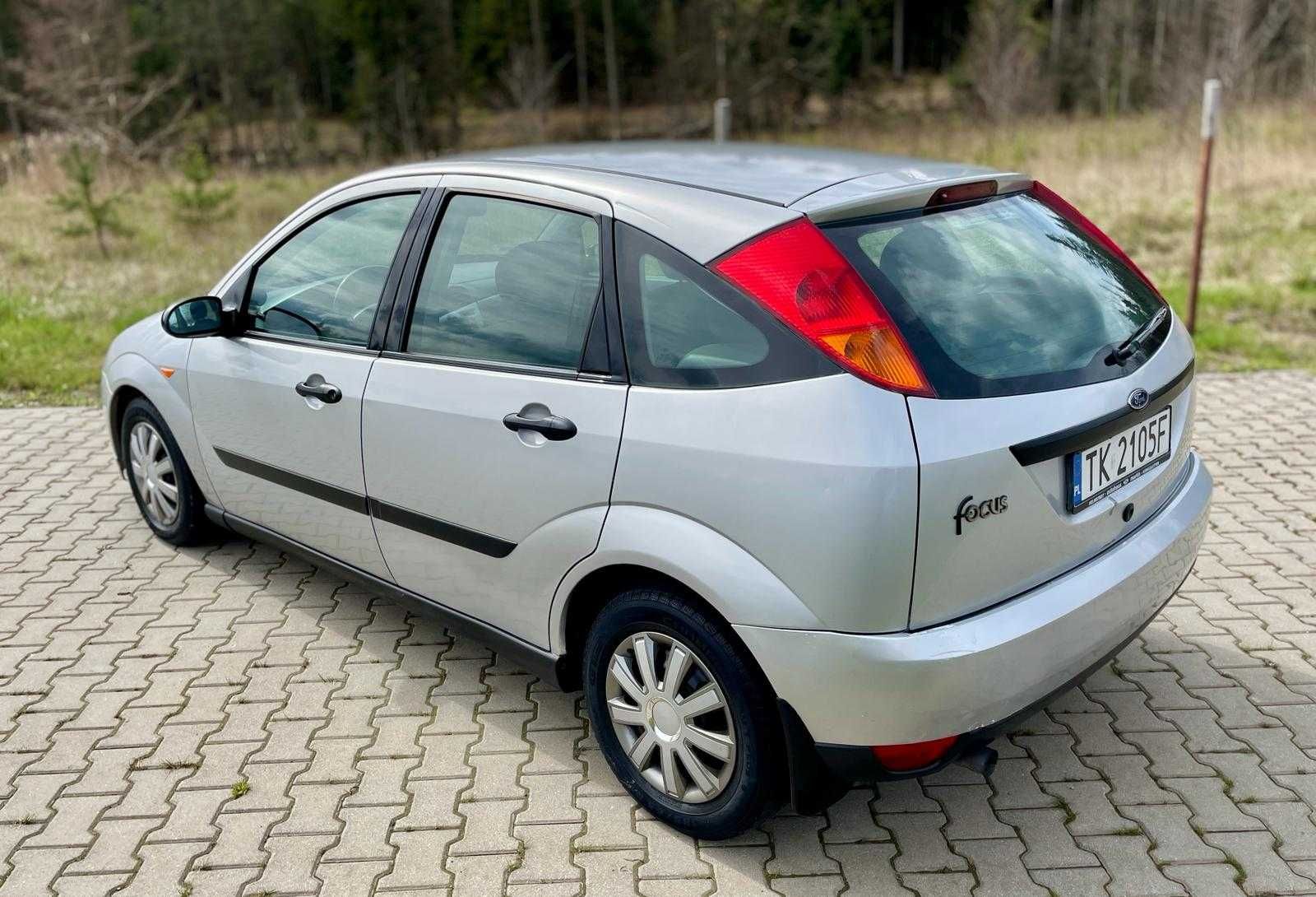 Ford Focus 1.8 Benzyna 2001 R