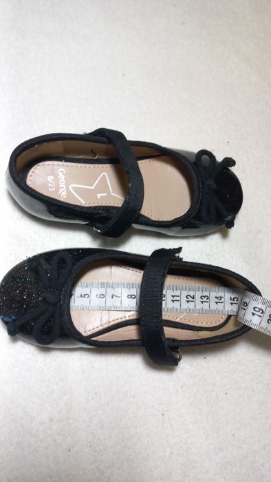 Нарядні туфлі George 23 балетки для дівчинки /девочки