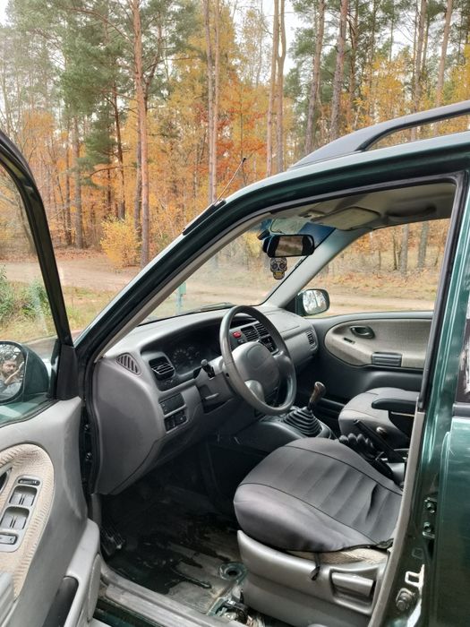 Suzuki Grand Vitara 2.5 lpg