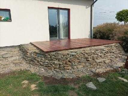 Łupek szarogłazowy lub gnejs na skalniak murek oporowy kamień murowy