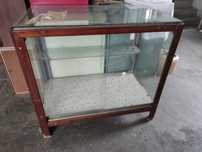 Vitrine / Balcão / expositor de loja