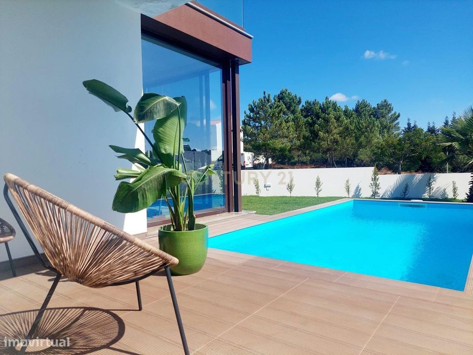 Moradia Nova 3 Suites Piscina E Jardim A 10 Minutos Santa Cruz