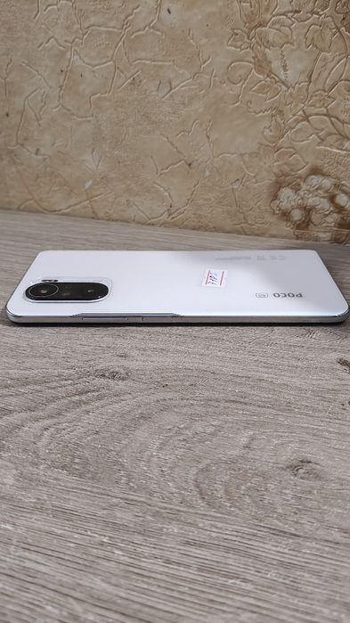 Poco f3. 8/256 відвал процесора.