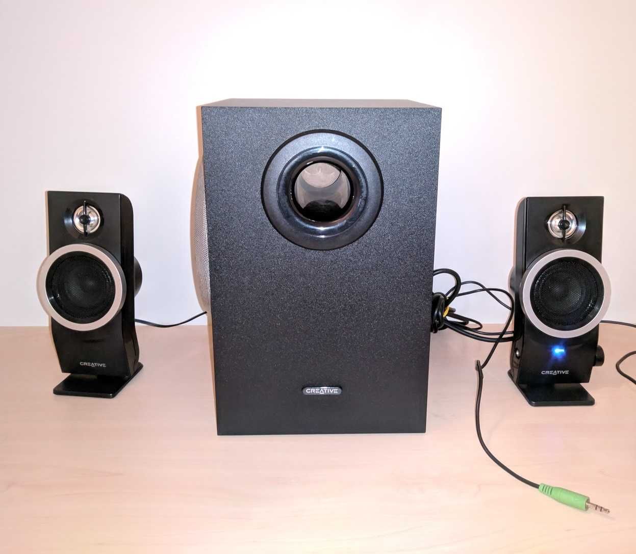 Колонки Creative 2.1 (Subwoofer).