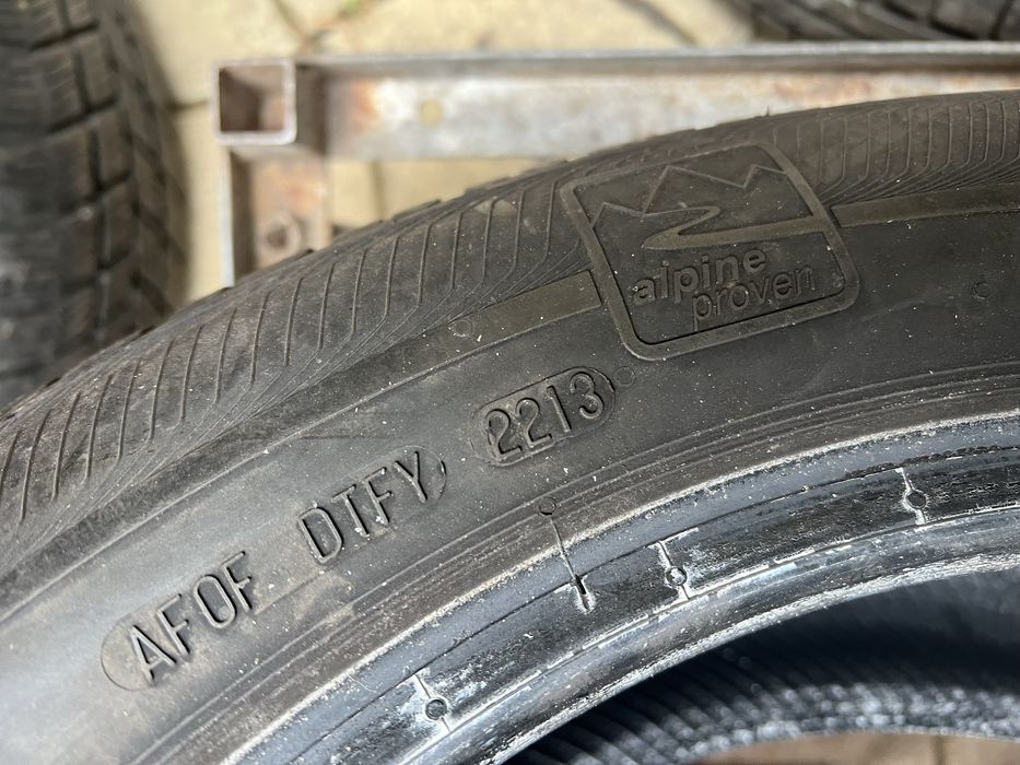 Резина зима 205/55 R 16 пара Semperit !!!8 mm!!!
