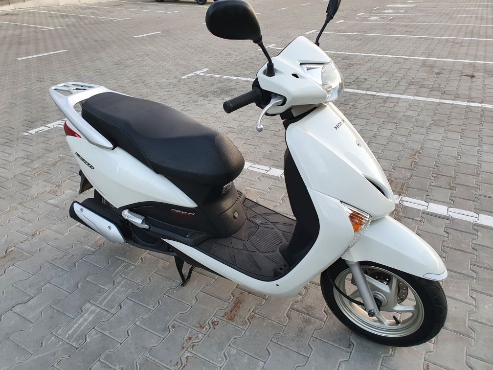 Скутер Honda Dio 110 с контейнера