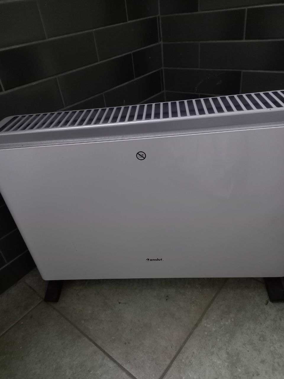 ansult convector 2000w heater/ GRZEJNIK KONWEKTOROWY /обогреватель