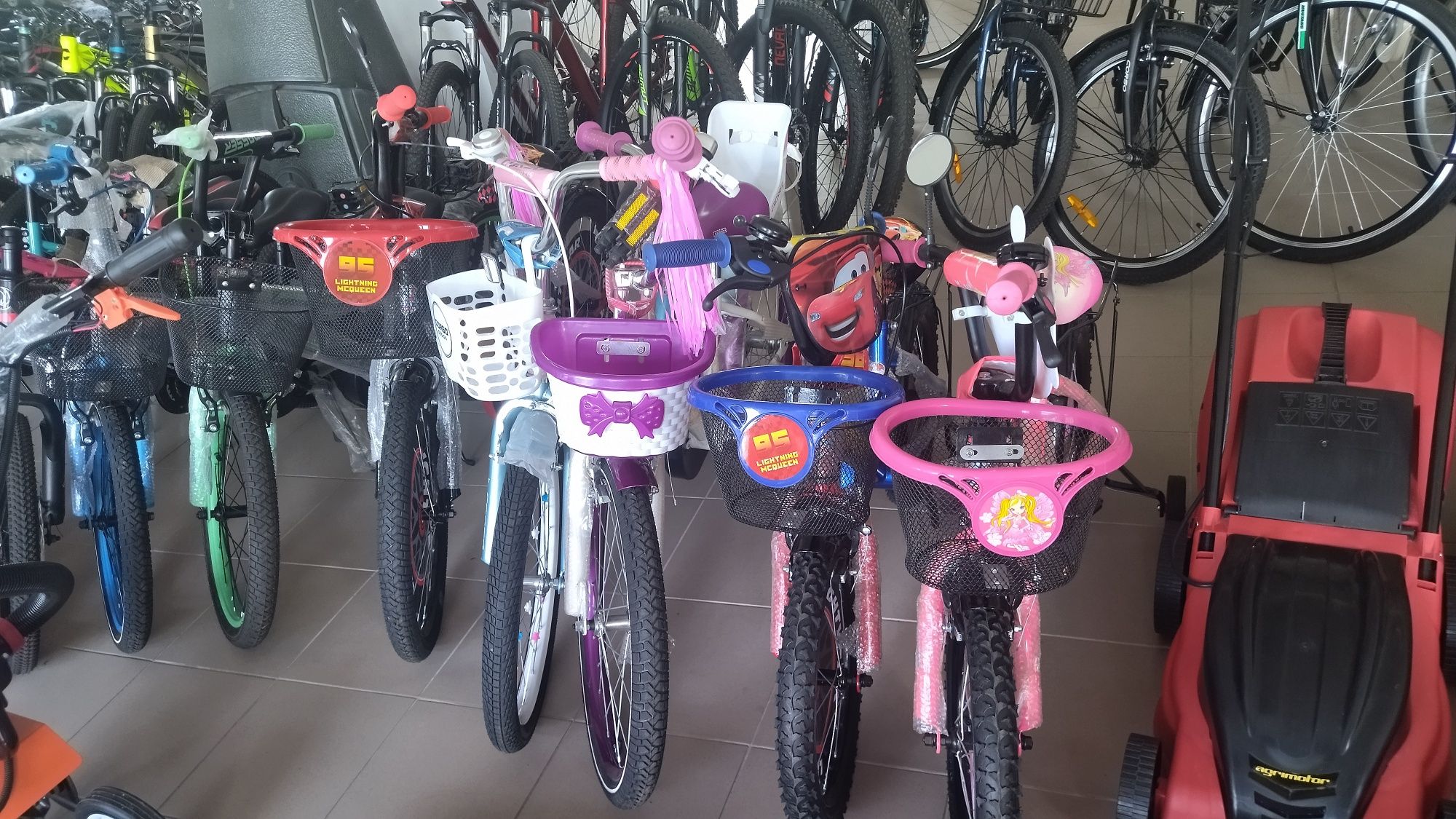 нові велосипеди дорослі ,підліткові і дитячі