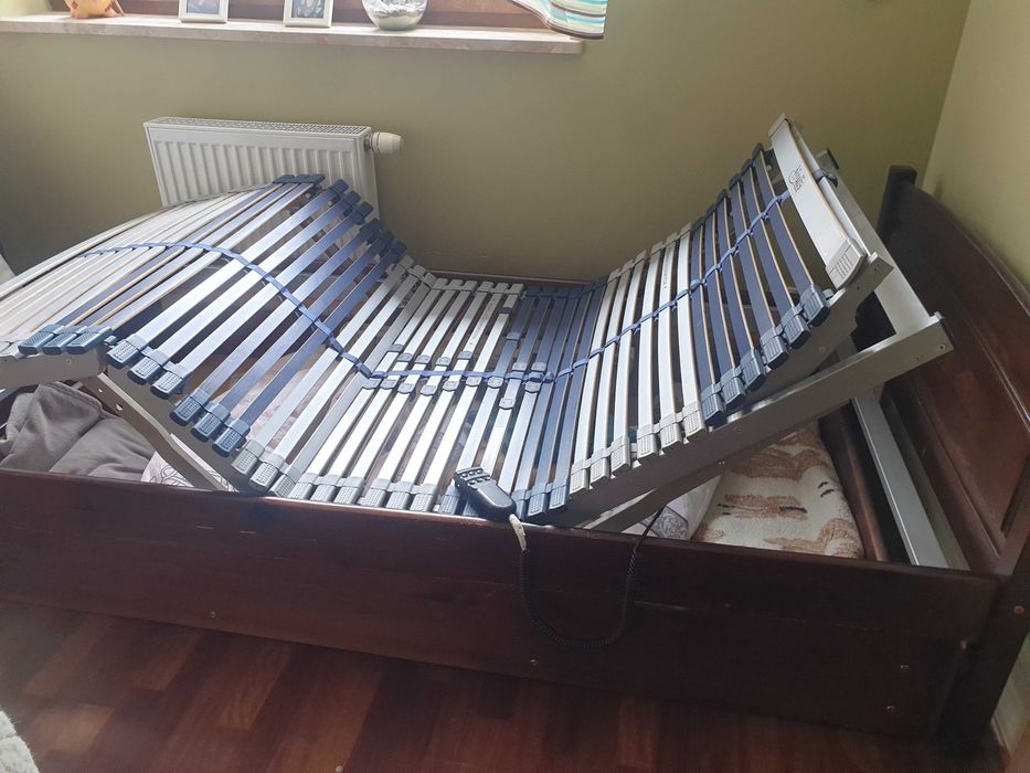 Łóżko rehabilitacyjne elektryczne z pilotem