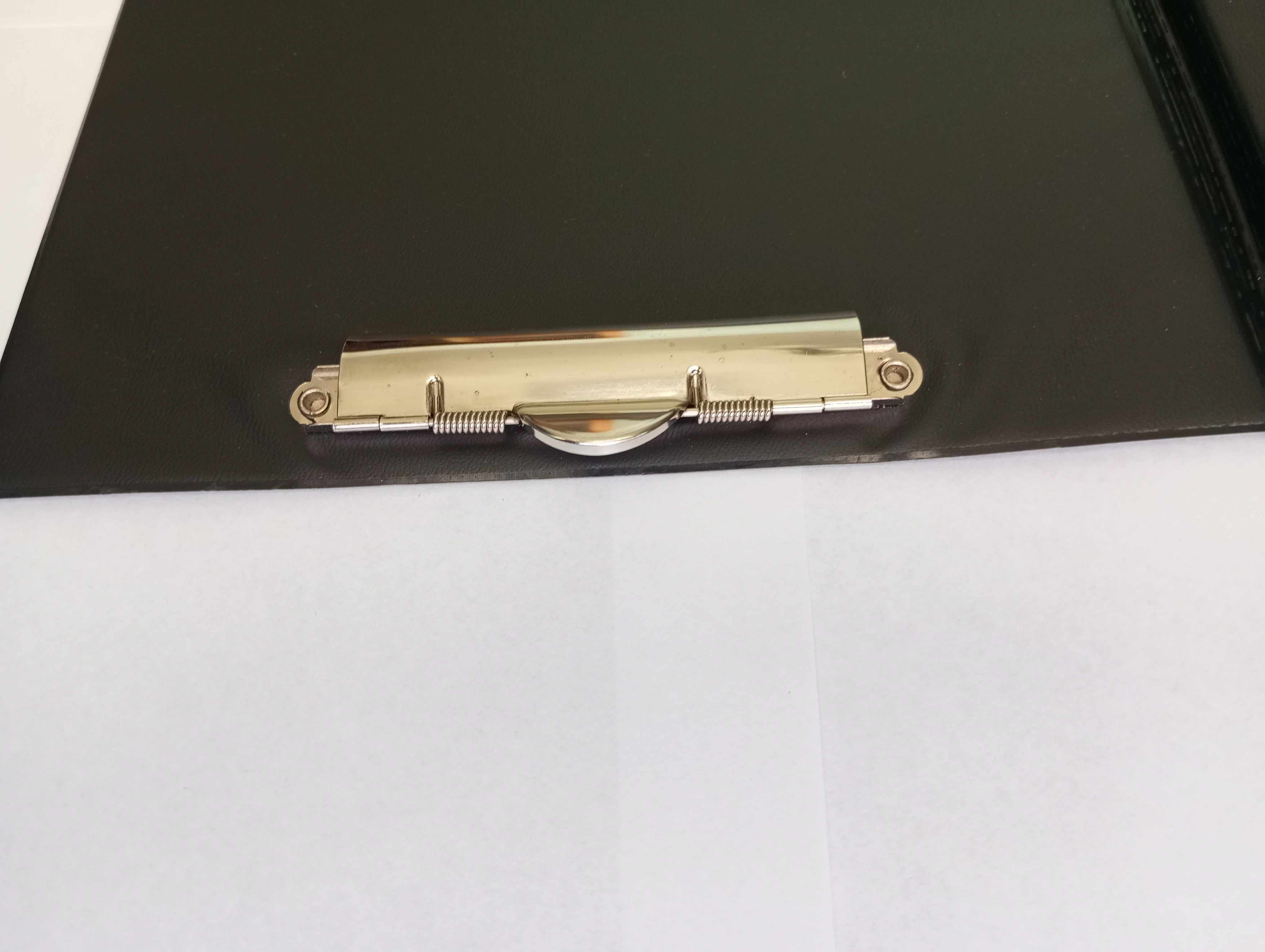 Teczka konferencyjna z klipsem twarda składana A4 Klipfolder Clipboard