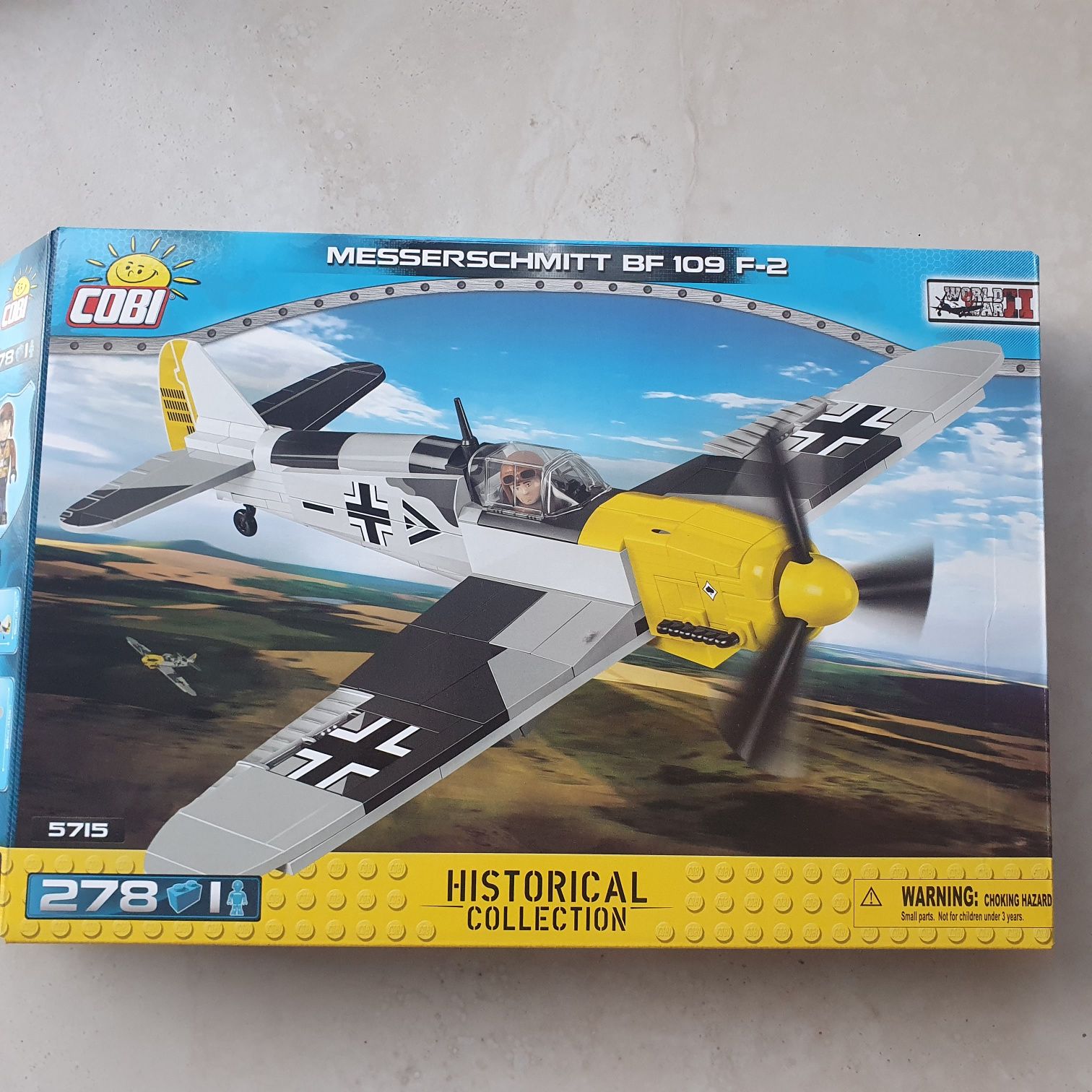 Cobi 5715 samolot