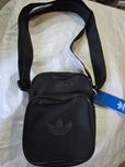 Сумка на плече Adidas Adicolor Classic Small Item - чорний