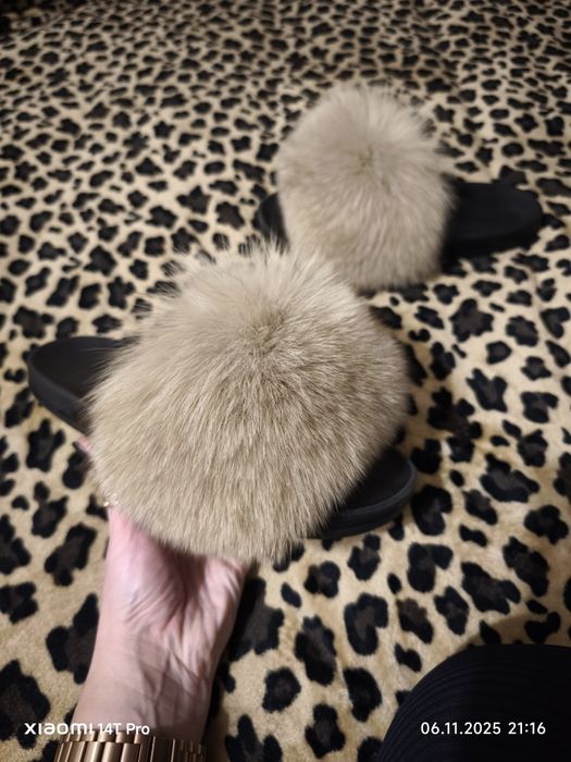 Шльопанці натуральне хутро