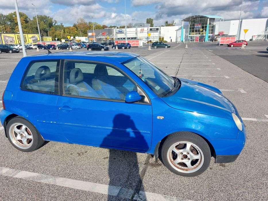 Sprzedam Volswagen Lupo silnik 1.7 sdi. Spalanie 4l/100 km.
