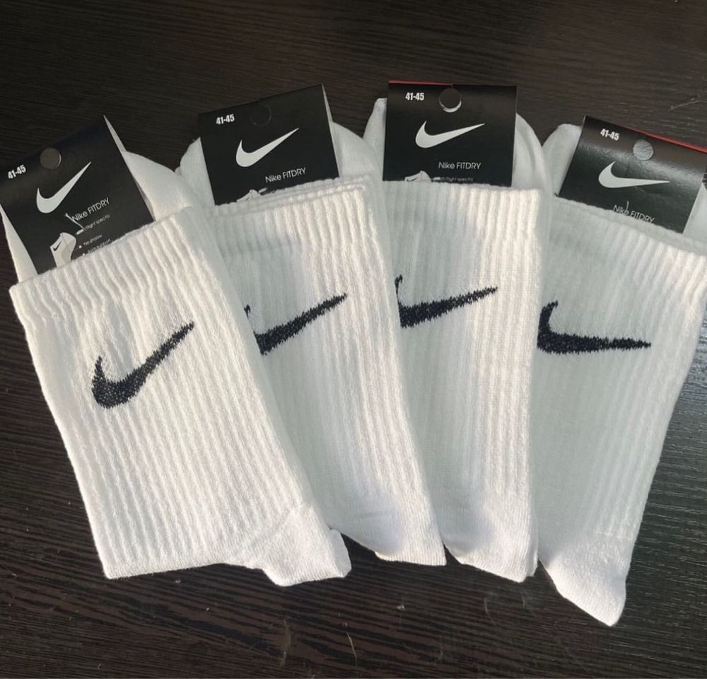Носки Nike/Ami Paris