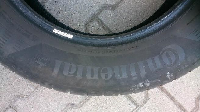Opony 215 /65 R 17 Continental 2 szt. do vw Tiguan cena 160 zl