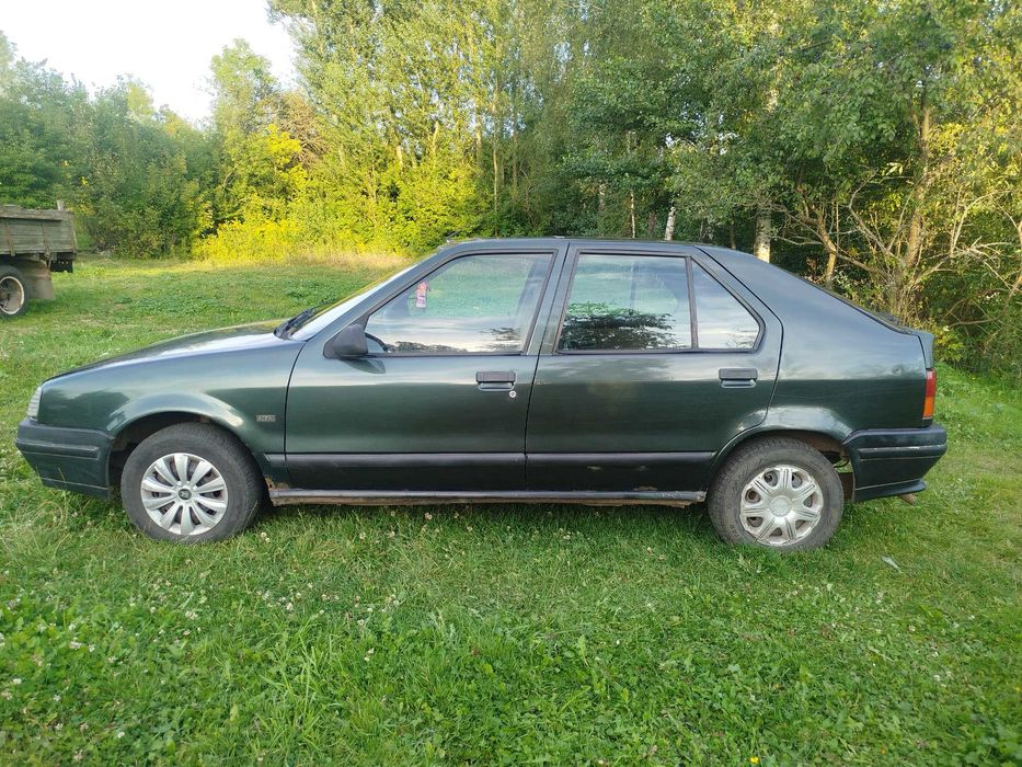 Renault 19, бензин 1.7, хетчбек