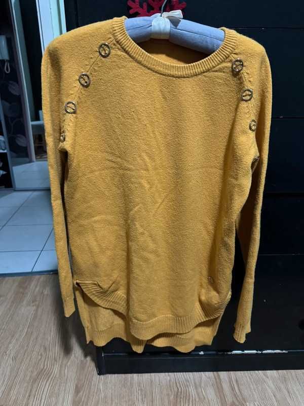 Sweter musztardowy wełniany