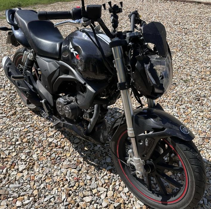 Motocykl naked KEEWAY RKV 125 szosowy na KAT A1/B