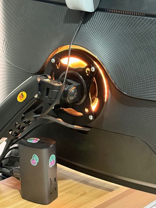 Samsung Odyssey G7 32” QHD 240Hz — як новий, з коробкою