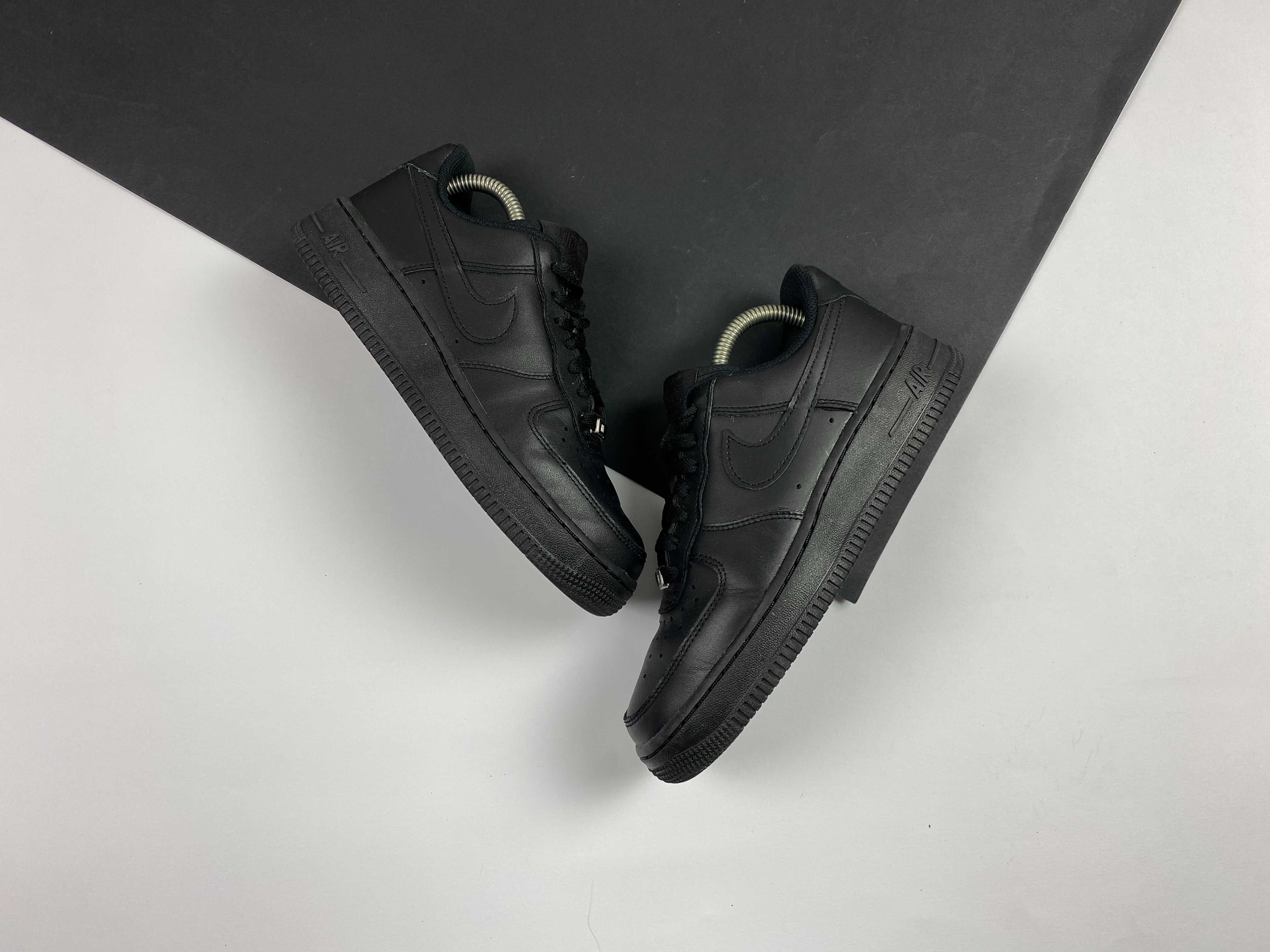 Кроссовки Nike Air Force 1 Le Original 38р черные кожаные