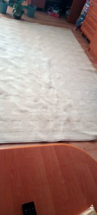 Sprzedam używany  dywan