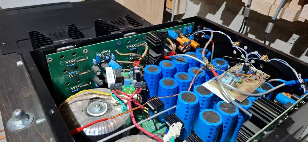 Wzmacniacz hi-end audiofilska końcówka mocy Marton