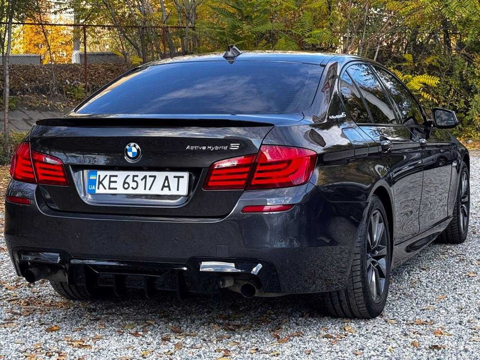 BMW 5 Series 2013 Гибрид 3,0