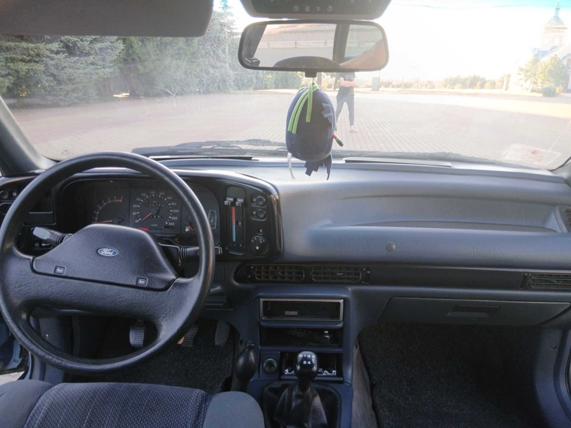 Ford Scorpio 1989рік 2.0