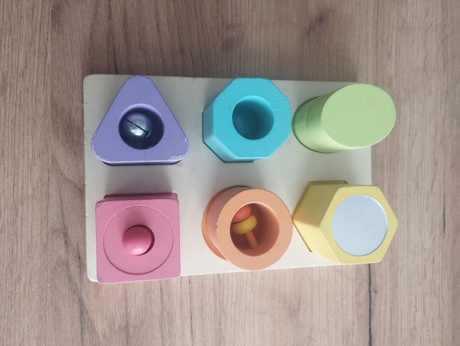 Zabawka drewniana klocki