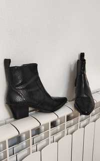 Botas pele crocodilo Zara 36