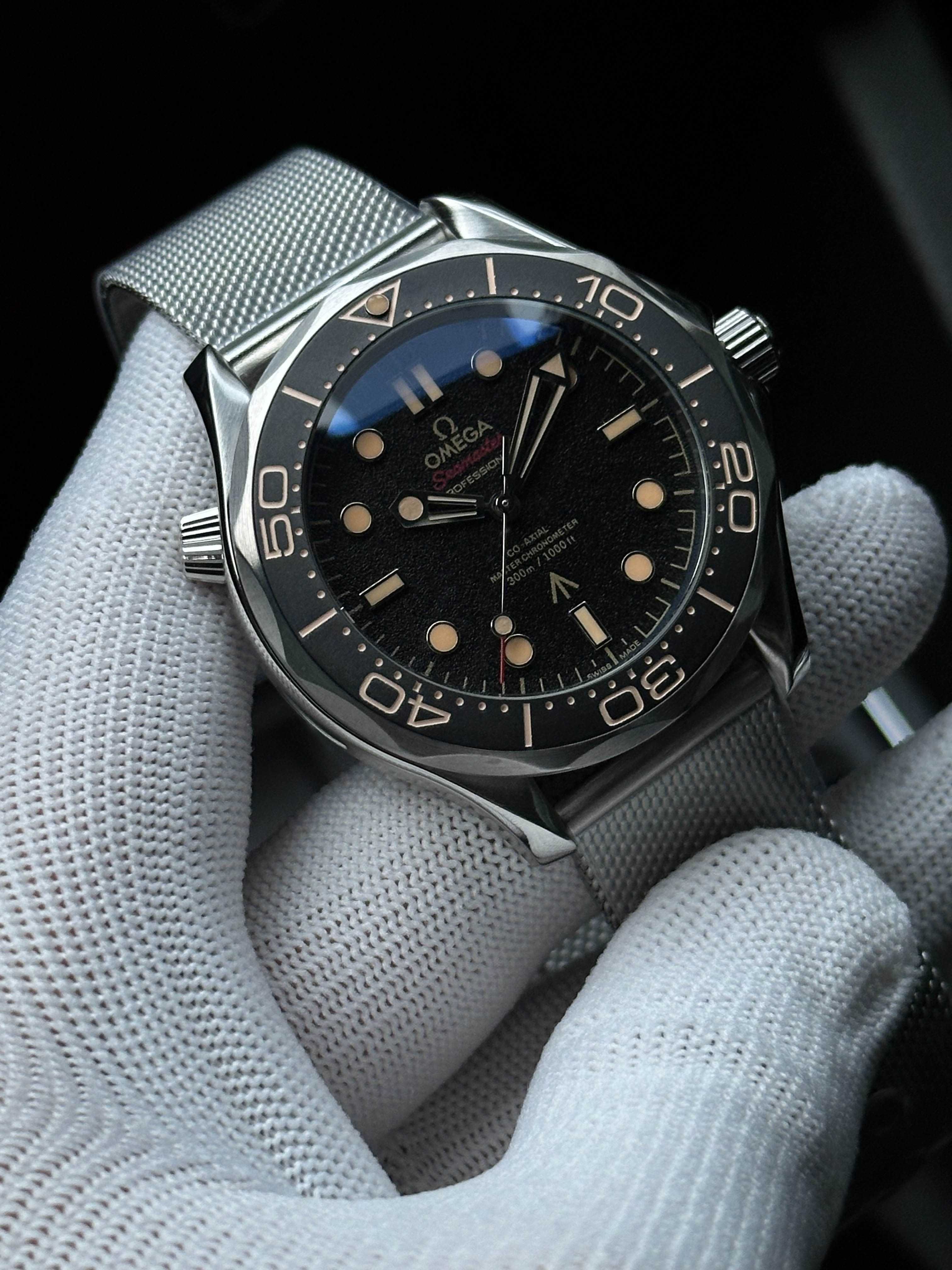 Швейцарские часы Omega Seamaster Diver 300M Master Co-Axial