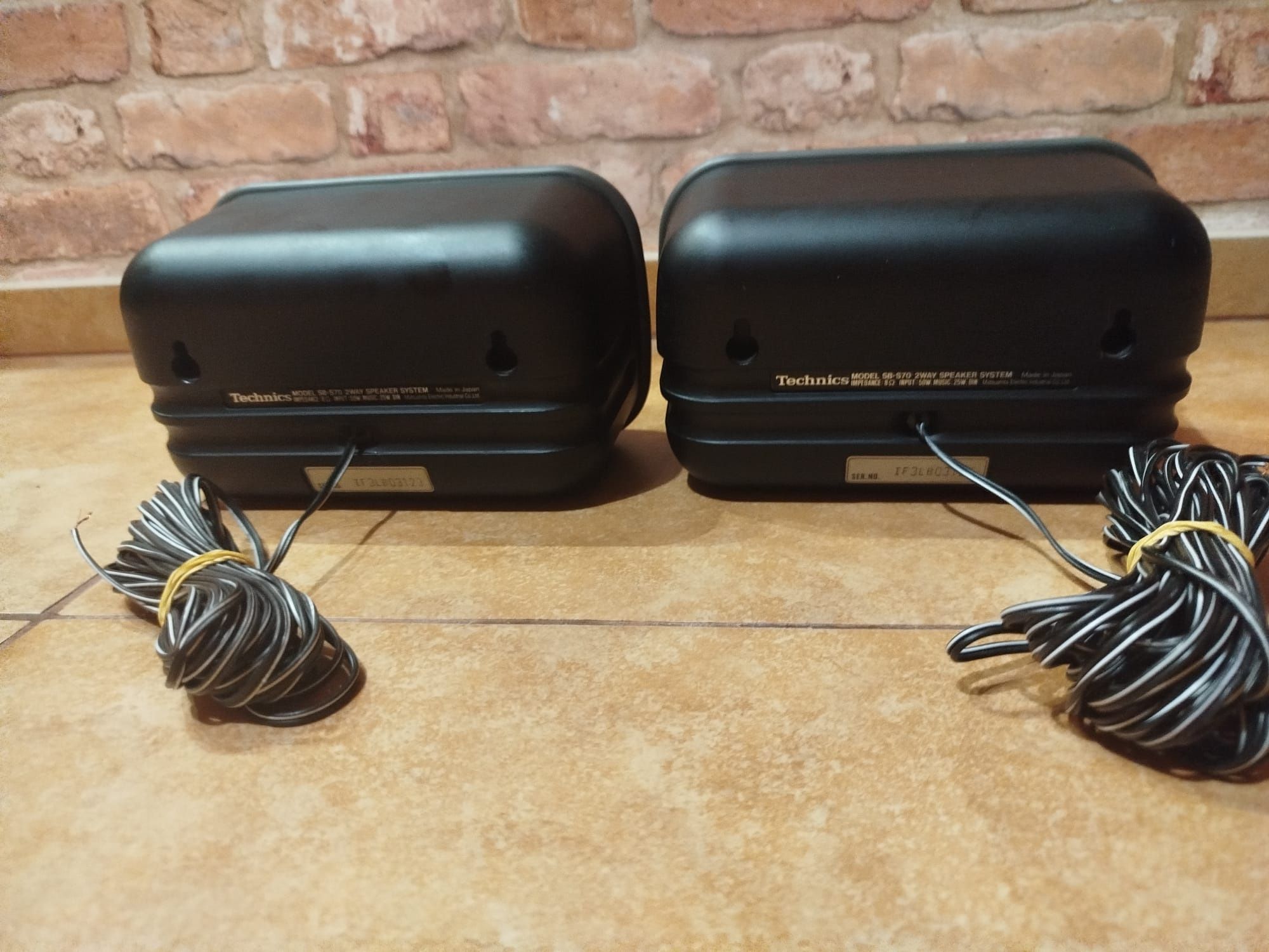 Głośniki TECHNICS SB-S70 dwudrożne 8 OHM 50/25 WATT produkcja JAPONIA